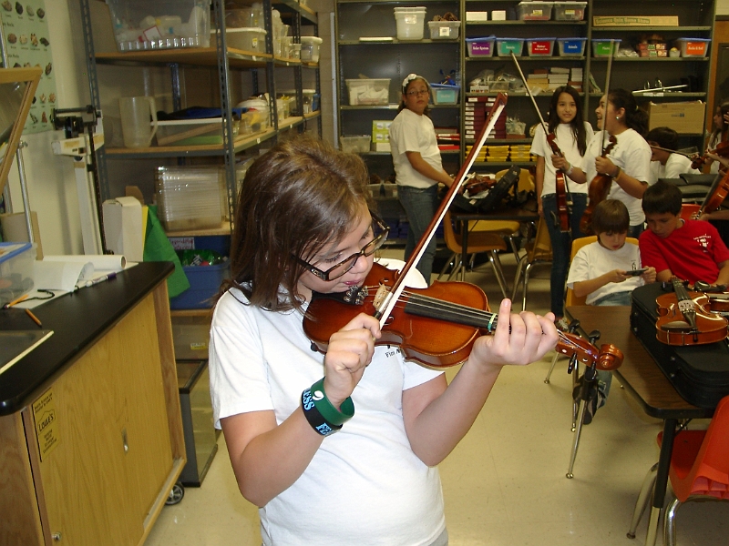 20110515_0059.JPG - Anna Strings