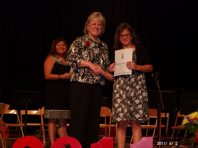20110602_0019.JPG - Anna Graduation