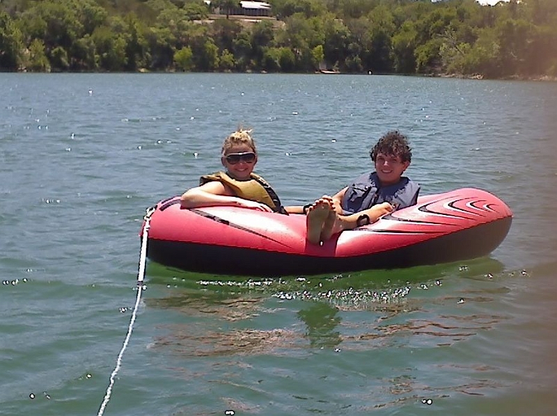 20110614_BoerneLakeb.jpg - Daniel in a boat